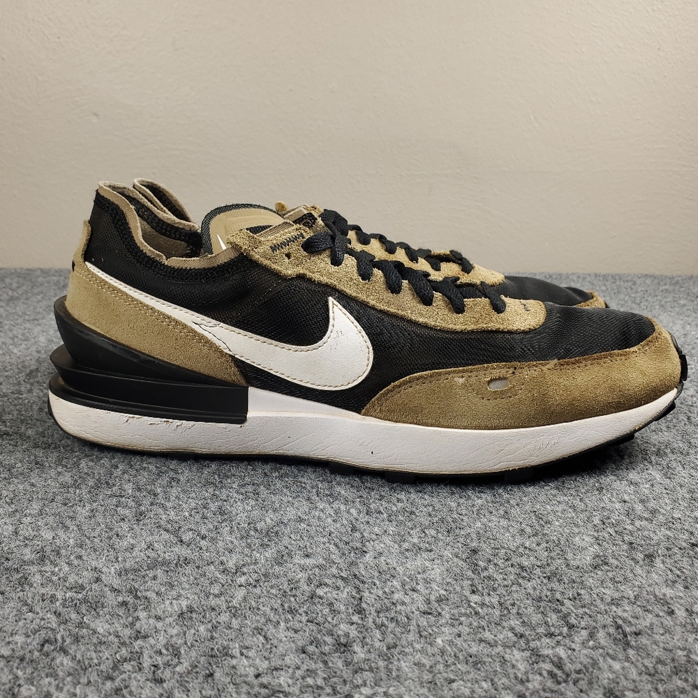 Nike Black and Tan Athletic Shoes
